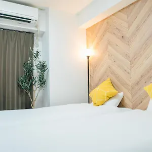 Royal Heights Sakuragawa Appartement